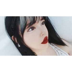 Meet your Posher, Jane